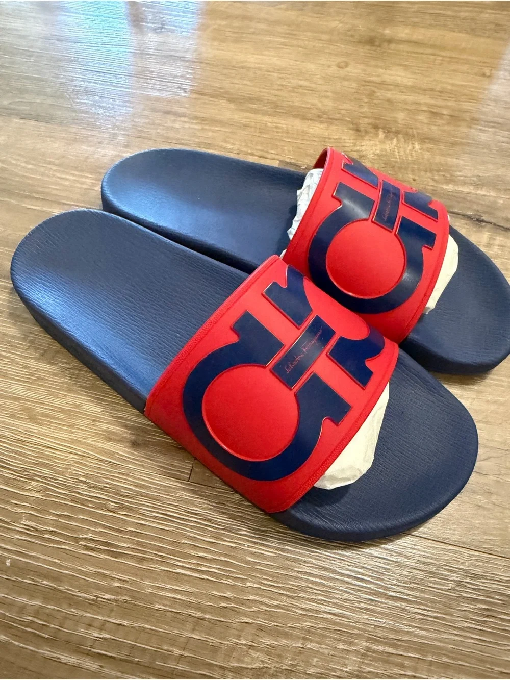 Salvatore Ferragamo Navy & Red Logo Slide Slides